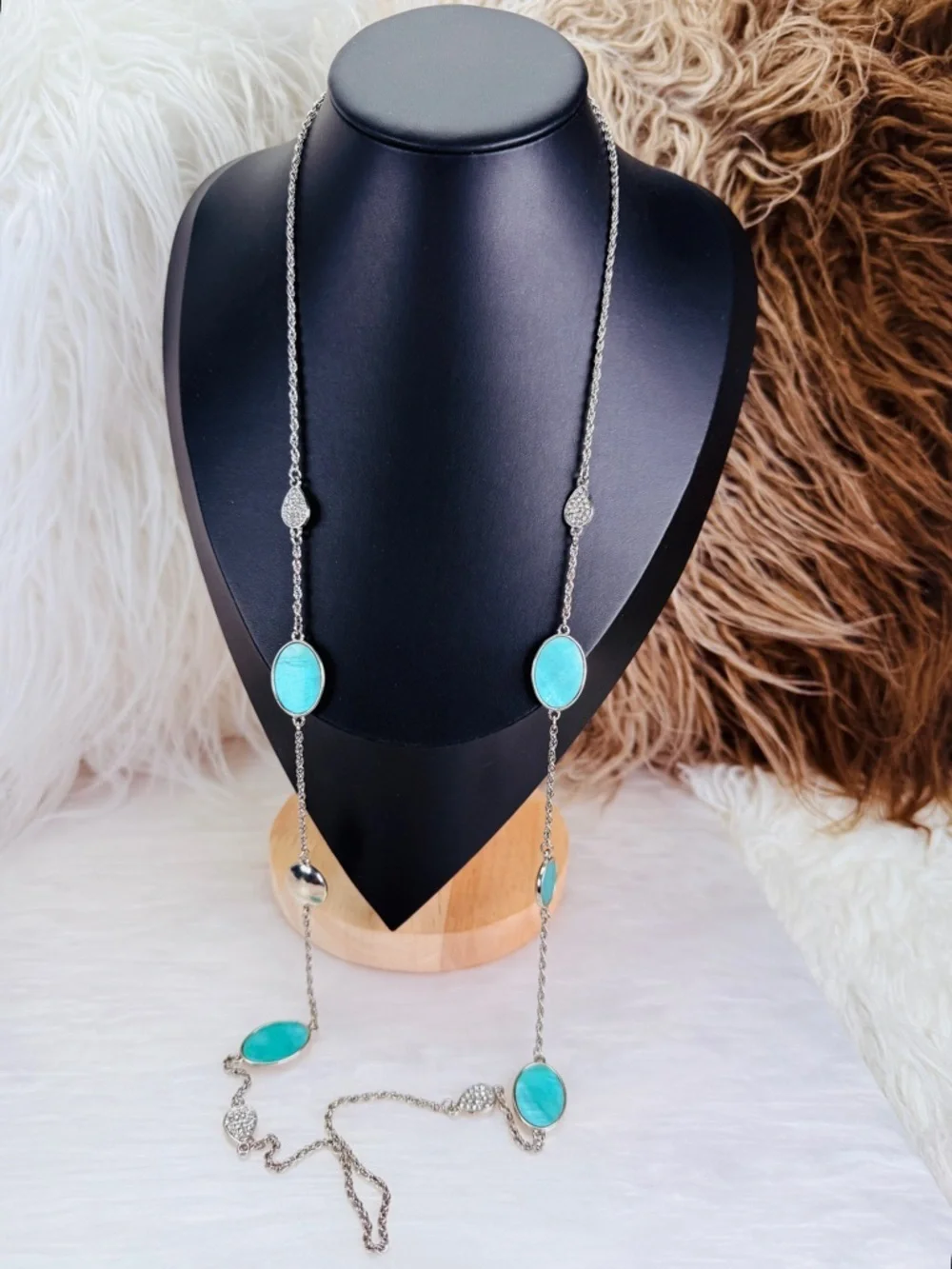 Beautiful, Silvertone, blue, clear bling, long layering necklace